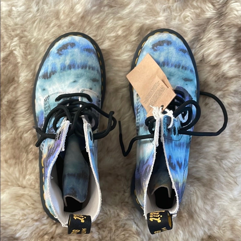 NWT Dr. Martens Blue Tie-Dye Boots size 8